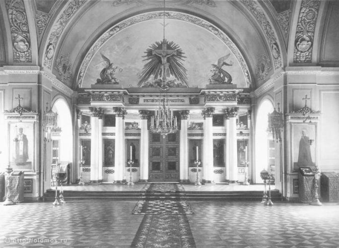 Фотография храма начала XX века
