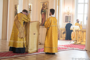 Поздравление дьяконов храма с именинами